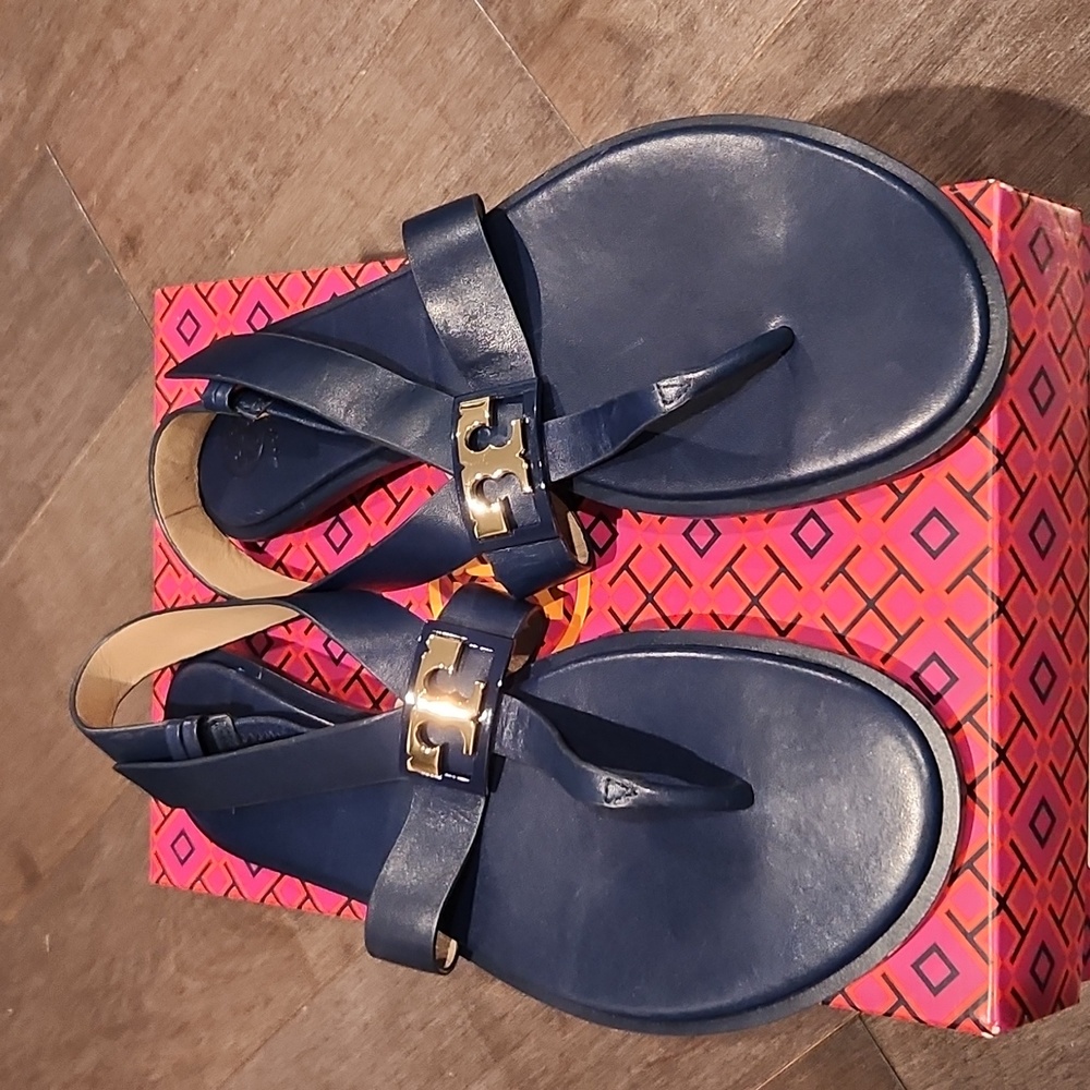 Tory Burch Navy Leather Thong Sandals with Gold Logo